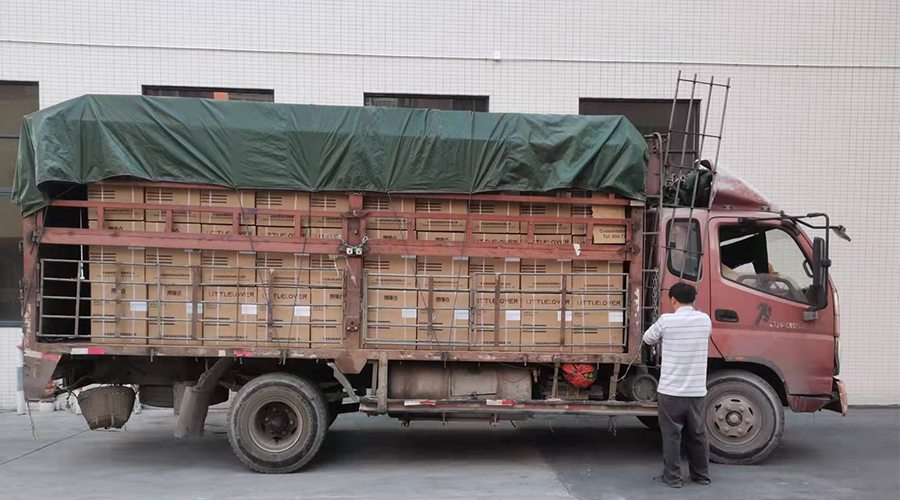 15天，金環(huán)電器順利完成電商客戶的內(nèi)衣干衣機(jī)出貨