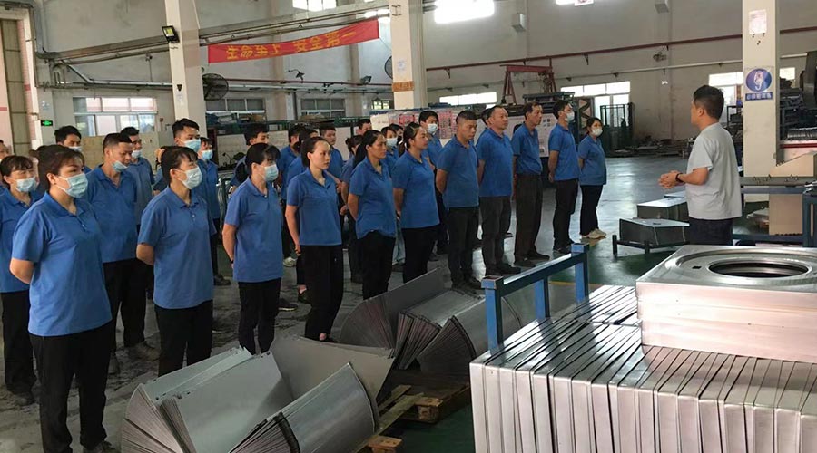 五一放假在即！金環(huán)電器沖壓車間開展早會強調(diào)工作效率