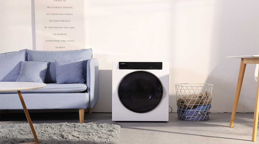 羽絨服，到底該不該用滾筒干衣機(jī)進(jìn)行烘干？