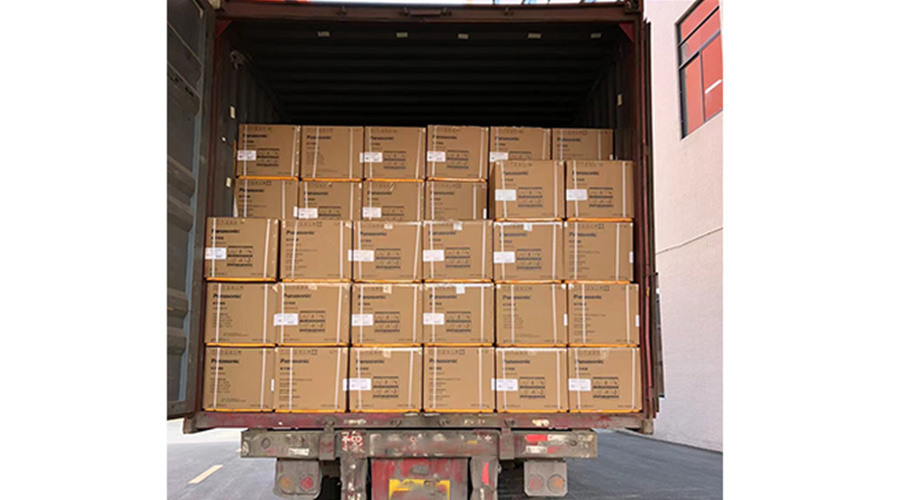 國內(nèi)知名品牌客戶裝柜完畢！順利發(fā)貨！