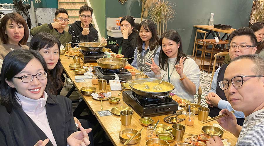 寒冬暖心！金環(huán)電器銷售部組織火鍋團(tuán)建沖刺2022